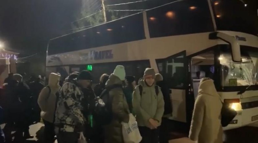 60 школьников из Горловки ДНР проведут каникулы в тульском «Шахтёре»