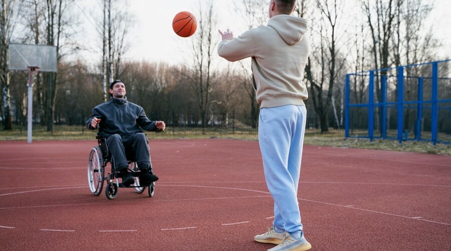 В Туле проводят набор на бесплатные секции для детей с ОВЗ и героев СВО
