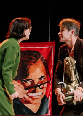 Служебный роман