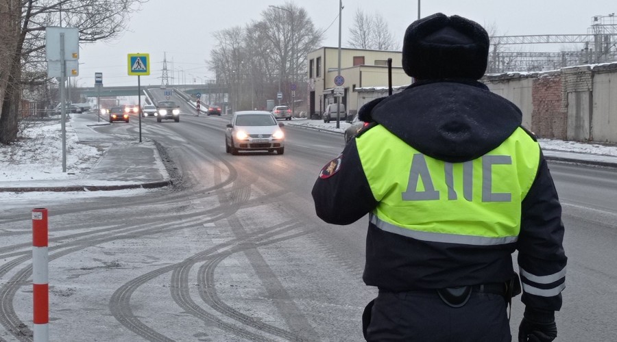 Иностранные права следует сменить после получения гражданства РФ