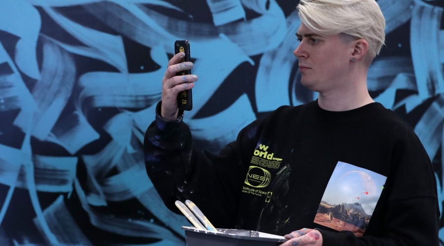 Покрас Лампас открывает кофейню в Санкт-Петербурге